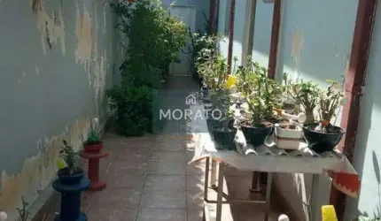 Casa 3 Quartos, suíte, 2 Vagas de Garagem no Bairro Alípio de Melo