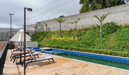 Casa em Condomínio 3 suítes, 5 vg- Santa Cândida