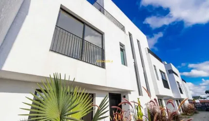 Casa em Condomínio 3 quartos - Santa Felicidade