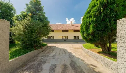Casa à venda com 4 Quartos em Fazenda Rio Grande