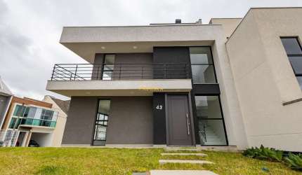 Triplex à venda no Condomínio Bom Pastor