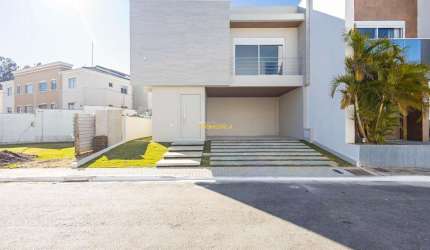 Casa em condomínio, 3 suítes, 2 vagas-Vista Alegre