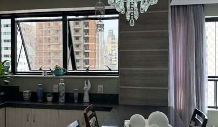Apartamento com 3 quartos à venda na Rua 600, 320, Centro, Balneário Camboriú por R$ 2.300.000