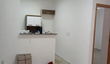 VENDA – Apartamento Térreo com Quintal Coberto!