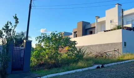Terreno com 306,50m² localizado no Bairro Hamburgo Velho/RS