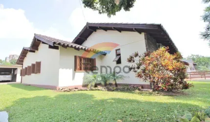 Casa com 4 dormitórios à venda, 279 m² por R$ 790.000,00 - Hamburgo  Velho - Novo Hamburgo/RS