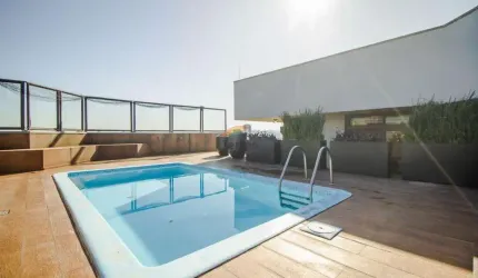 Linda Cobertura com 435m², semi mobiliada, sendo 03 dormitórios, sendo 01 suíte master em excelente localização no Centro de Novo Hamburgo!