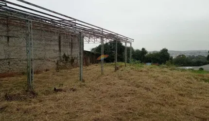 Terreno com 1.400 m², no Bairro Rondônia de Novo Hamburgo