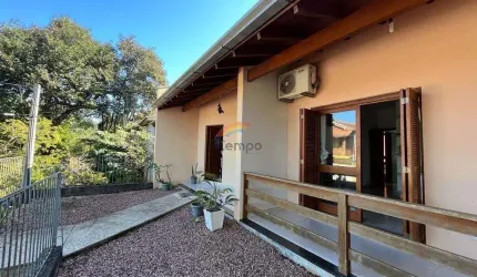 Casa com 3 dormitórios sendo 1 suíte, no Bairro Rincão de Novo Hamburgo/RS.