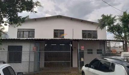 Excelente prédio comercial no bairro Boa Saúde com 404m² construídos, Novo Hamburgo-RS.
