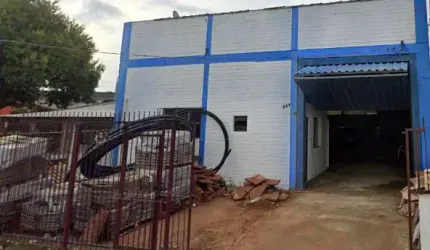 Prédio Comercial no bairro Liberdade