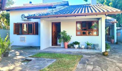 Casa Residencial de 3 quartos no bairro São Jorge