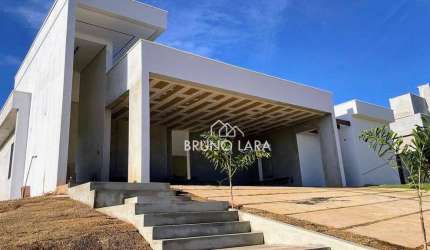 Casa a venda em Betim no condomínio Valle da Serra