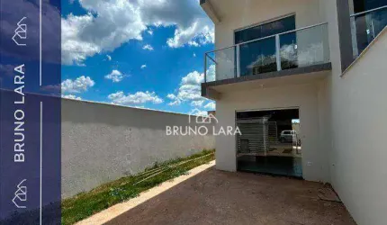 Casa à Venda em Betim, no Bairro Tiradentes