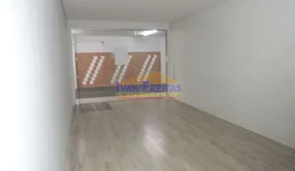 Loja em ótima localização no Portão