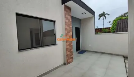 Casa à Venda Com Suíte Pontal do Paraná