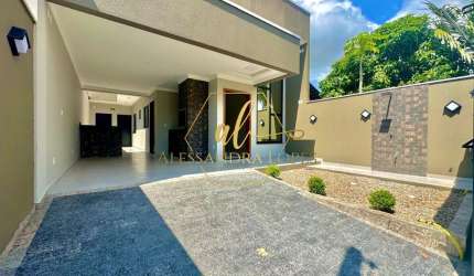 Casa de Padrão Elevado a 850 metros da Praia em Itajuba-Barra Velha/SC