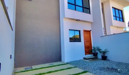 Sobrado com Duas Suites no São Cristóvão em Barra Velha-SC