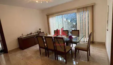 LINDA CASA COM PISCINA