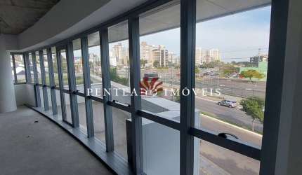 Sala comercial para alugar na Rua Doutor Barcelos, 2375, Centro, Canoas por R$ 5.500