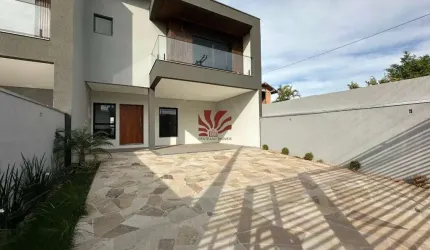 Casa com 4 quartos à venda na Rua das Petúnias, 1, Loteamento Bela Vista, Canoas por R$ 1.590.000