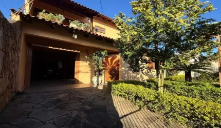 Casa com 4 quartos para alugar na Rua Assis Brasil, 578, Niterói, Canoas por R$ 3.600