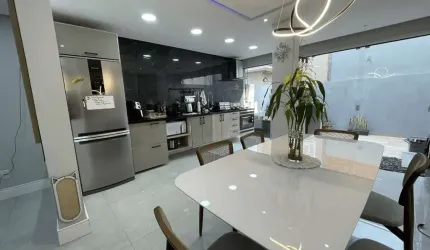 Casa com 2 quartos para alugar na Rua dos Alecrins, 173, Igara, Canoas por R$ 4.900