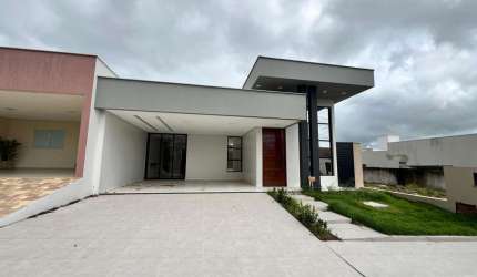 Casa 3 dormitórios para Venda em Arapiraca, Canafistula, 3 dormitórios, 3 suítes, 3 banheiros, 2 vagas