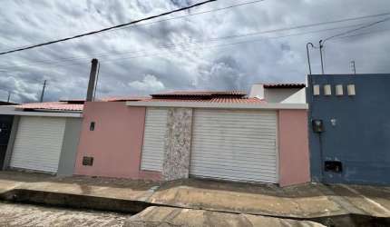 Casa para Venda em Arapiraca, Guaribas, 2 dormitórios, 1 suíte, 1 banheiro, 1 vaga