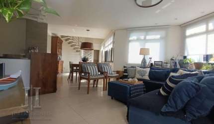 Belíssima cobertura duplex em Jurerê Internacional - Florianópolis, SC