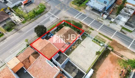 TERRENO DE ESQUINA NO BOQUEIRÃO