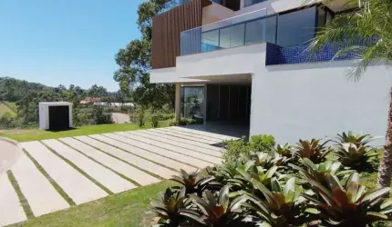 Casa em Condomíniode Alto Padrão com grande estilo no Residencial Vila da Mata em São Roque, SP