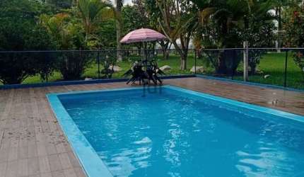 Sítio em Itu km 75 da Castelo Branco com 40.690m²são 3 casas, baias para cavalos, piscina churrasqueira toda preparada para lazer, oportunidade!
