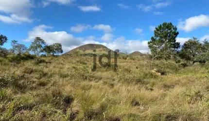 Investimento Estratégico! Terreno de 10.000m2 com excelente acesso e potencial de valorização na cidade de São Roque