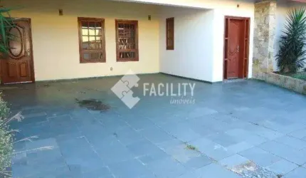 Casa com 4 quartos à venda na Rua Cândido Portinari, 717, Vila Nogueira, Campinas, 344 m2 por R$ 950.000