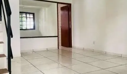 CASA DUPLEX EM CONDOMINIO-02 SUITES-FREGUESIA
