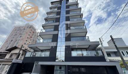Apartamento com Excelente Localização, 3 dormitórios, no Centro - Balneário Piçarras - SC