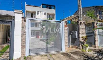 Casa com 4 quartos para alugar na Rua Arnaldo Ballve, 512, Jardim Itu Sabará, Porto Alegre por R$ 8.000