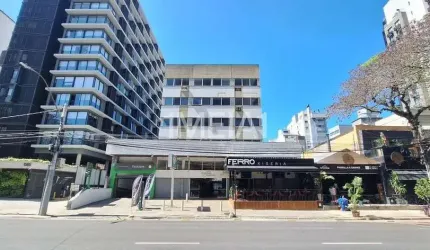 Sala comercial para alugar na Rua Vinte e Quatro de Outubro, 1557, Auxiliadora, Porto Alegre por R$ 1.176