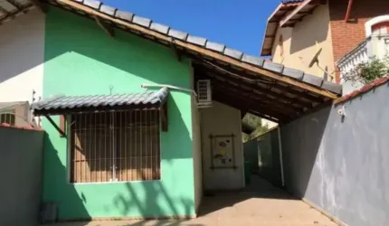 Linda casa no Tapanã