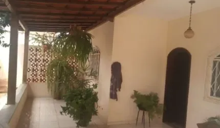 Linda casa com quintal e pagamento acessível