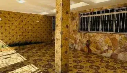 Encantadora Casa Térrea no Veleiros – Conforto, Espaço e Excelente Localização