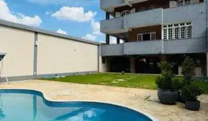 Exclusiva Residência de Alto Padrão no Condomínio Parque do Terceiro Lago com vista para Represa