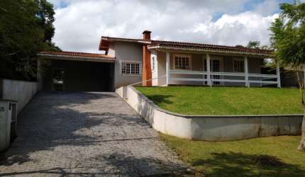Linda Casa no Condomínio Fazenda da Ilha – Embu-Guaçu
