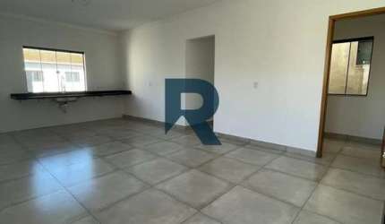 CASA COM 2 QUARTOS + SUÍTE À VENDA EM POUSO ALEGRE, VISTA INCRÍVEL E GARAGEM