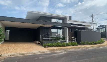 Casa em Condomínio em Parque das Esmeraldas II - Marília, SP