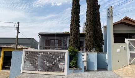 Casa em Banzato  -  Marília