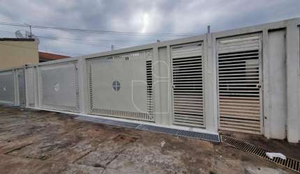 Casa em Jd. Palmital com 3 dormitórios sendo 1 suíte -  Marília