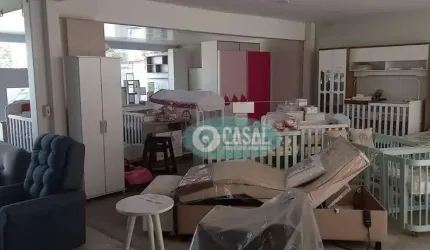 Loja à Venda com 600 m² em Itaipu.