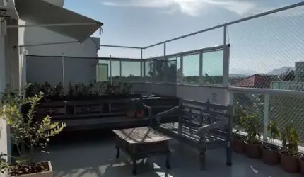 Cobertura com 03 Quartos Pertinho da Entrada de Itacoatiara!